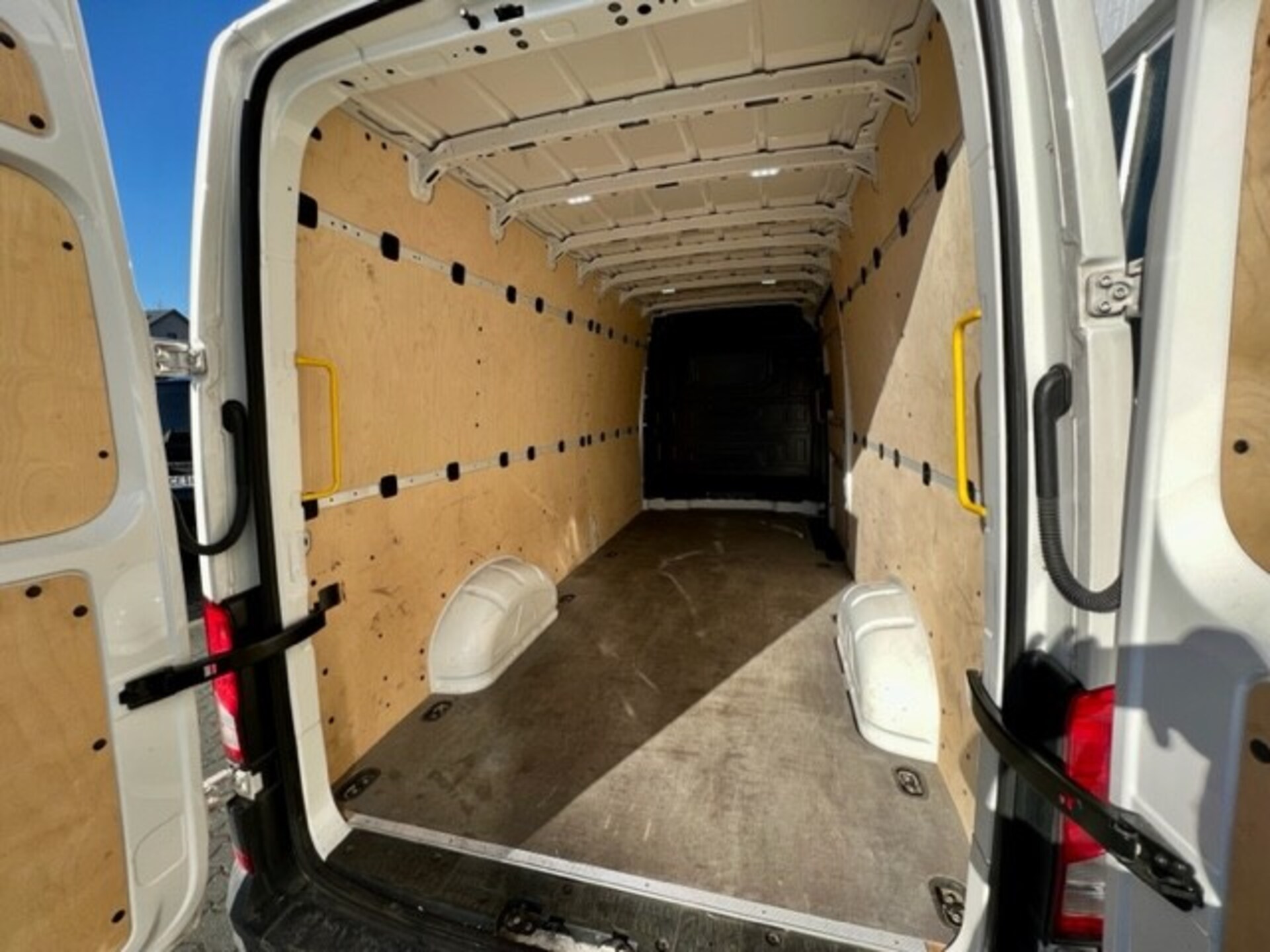 Volkswagen Crafter Kasten langer Radstand