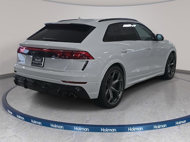 2026 Audi RS Q8 SUV performance