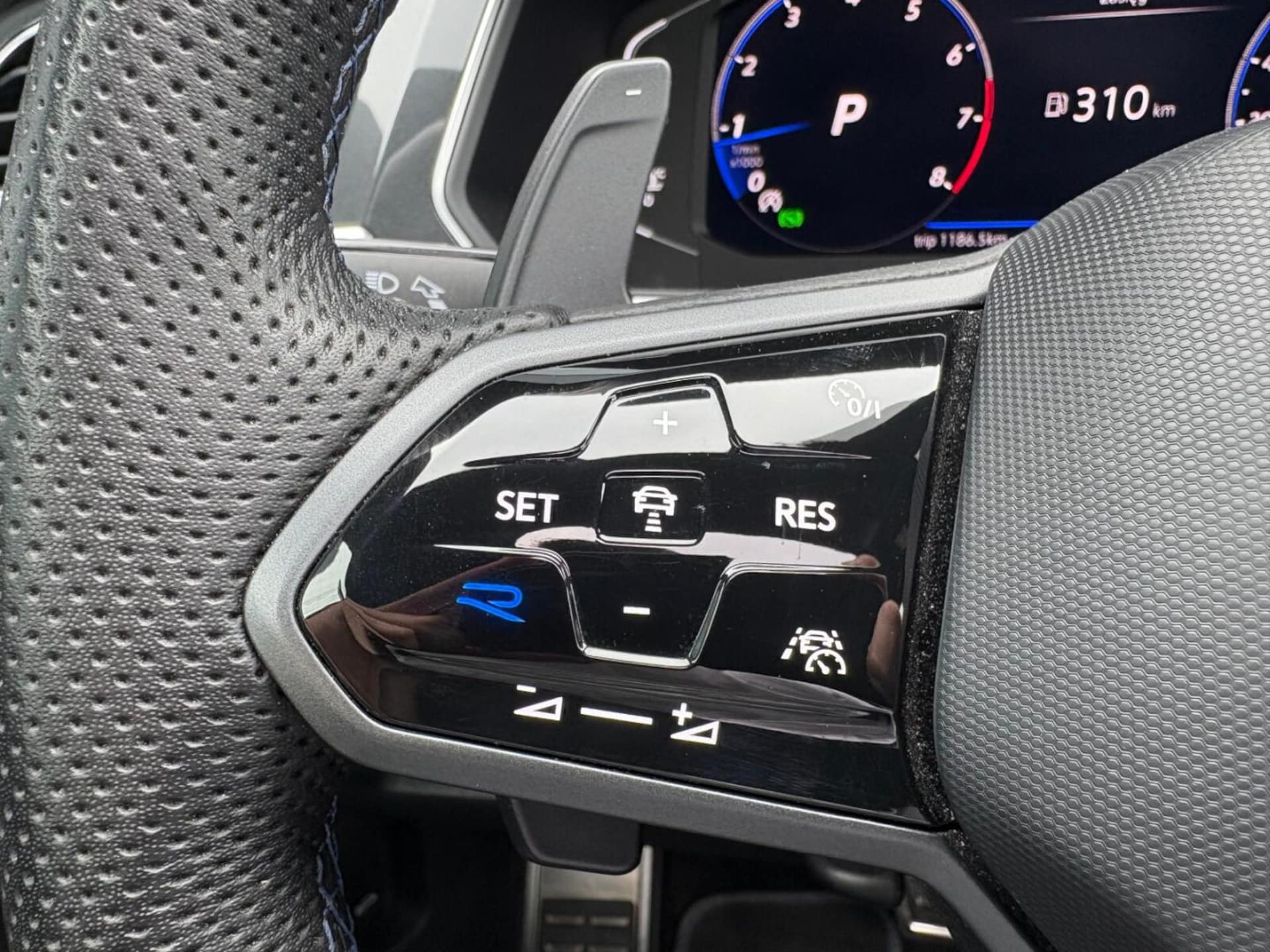 Volkswagen Tiguan R