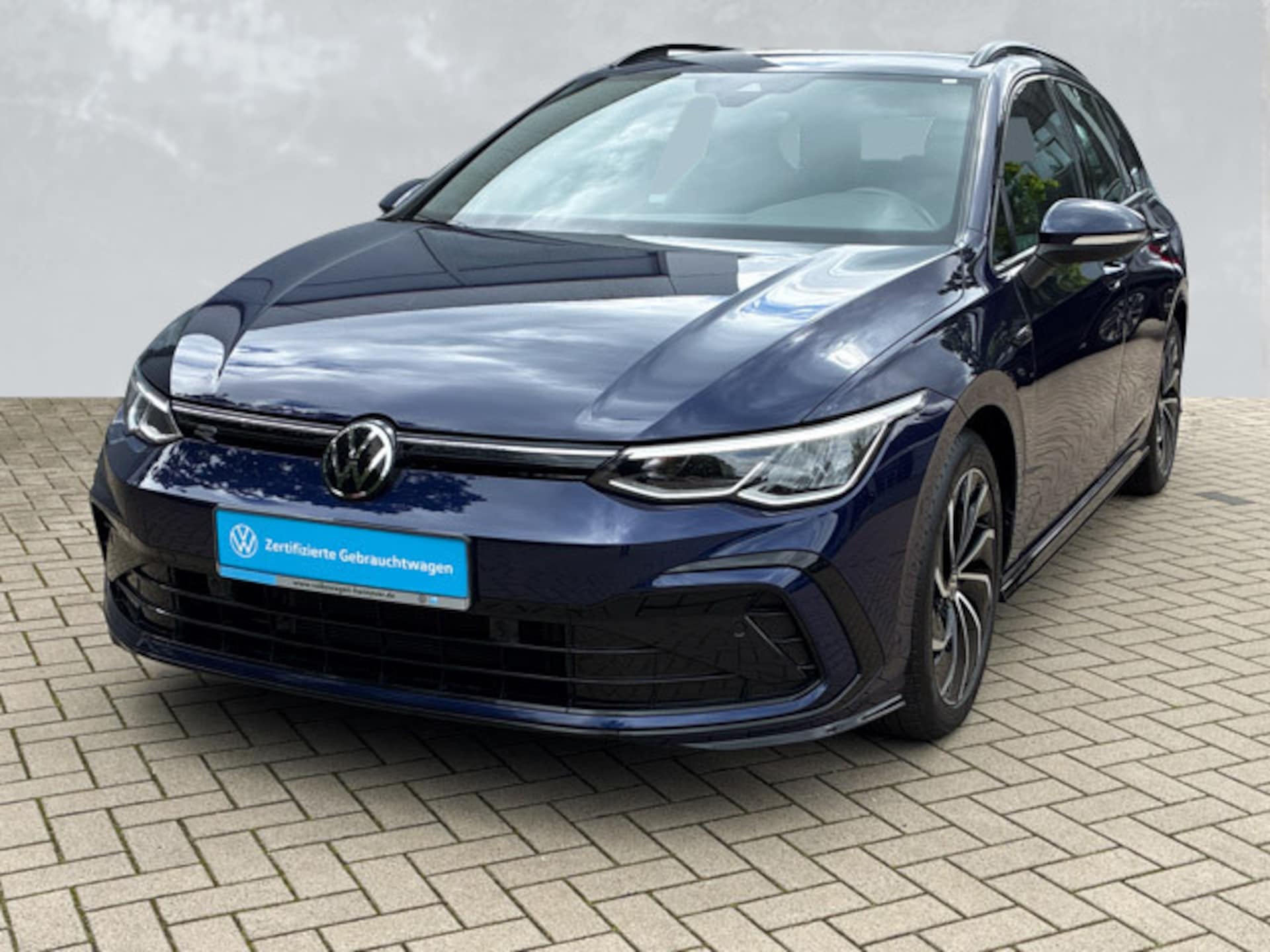 Volkswagen Golf Variant R-Line