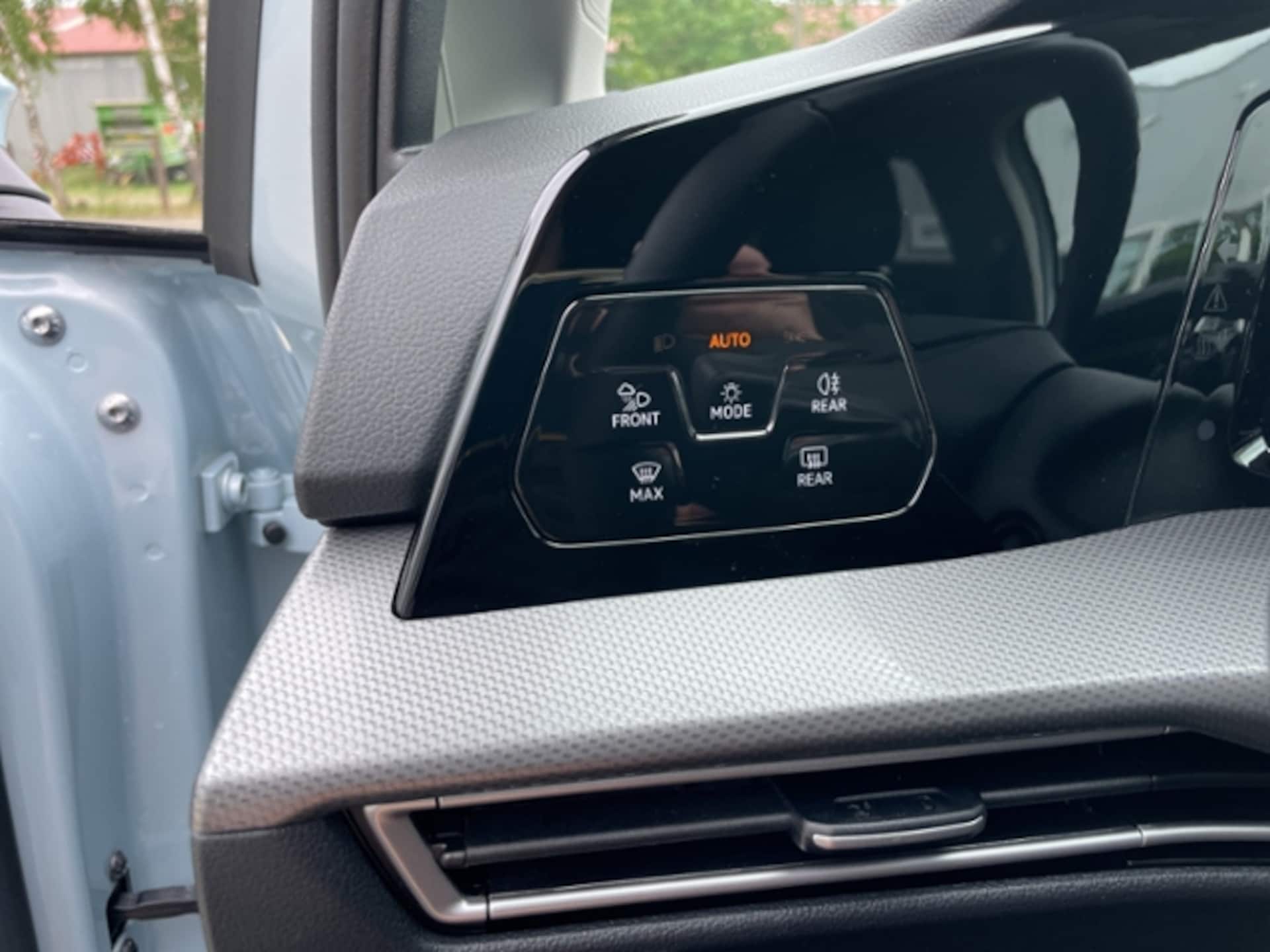 Volkswagen Golf Style