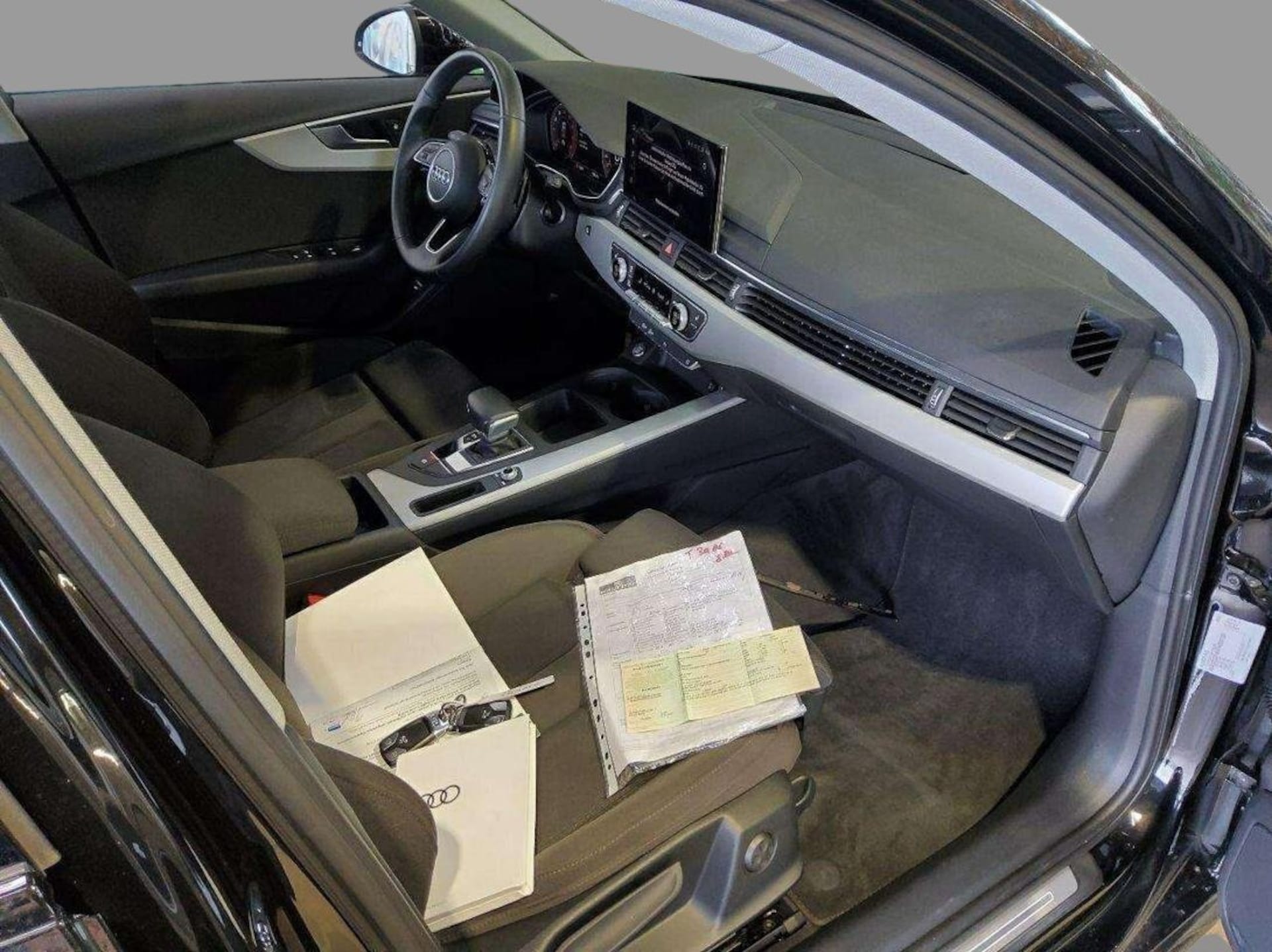 Audi A4 Avant S line