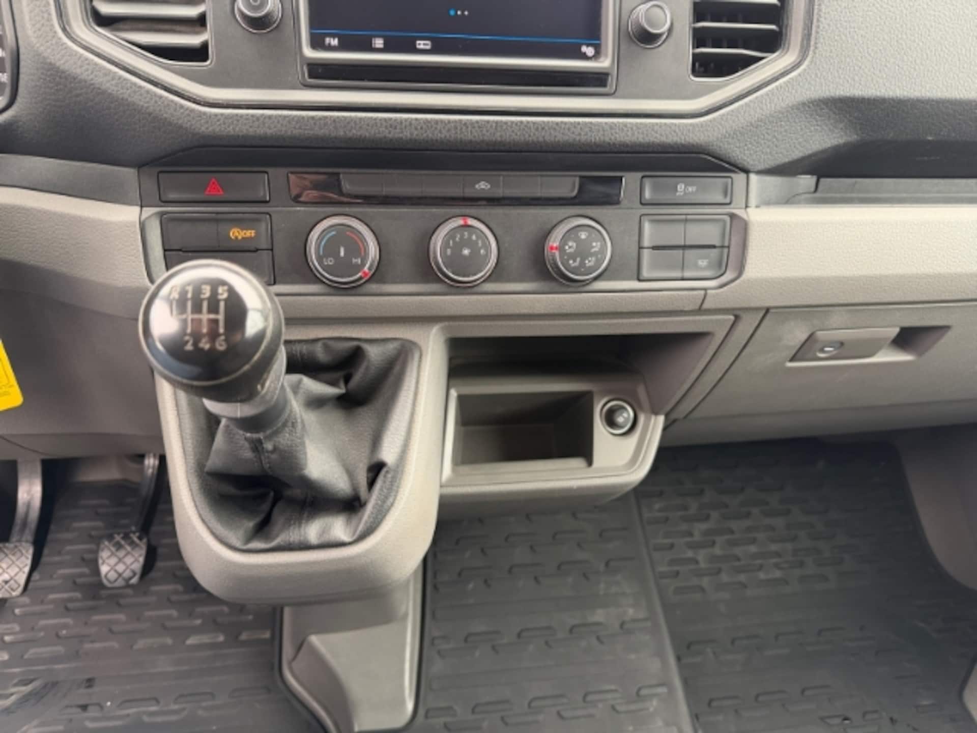 Volkswagen Crafter Kasten langer Radstand