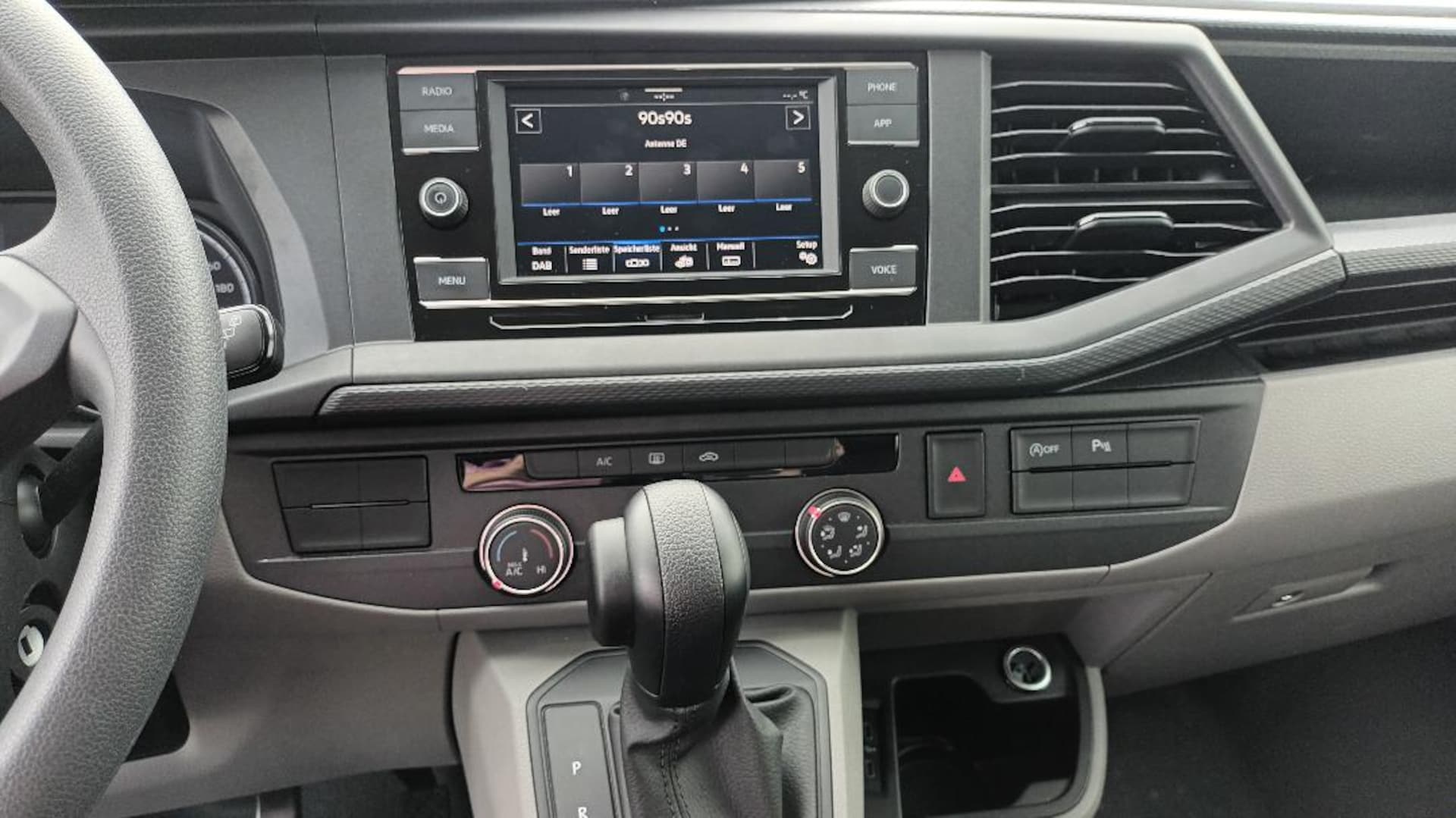 Volkswagen T6.1 Transporter Kombi kurzer Radstand