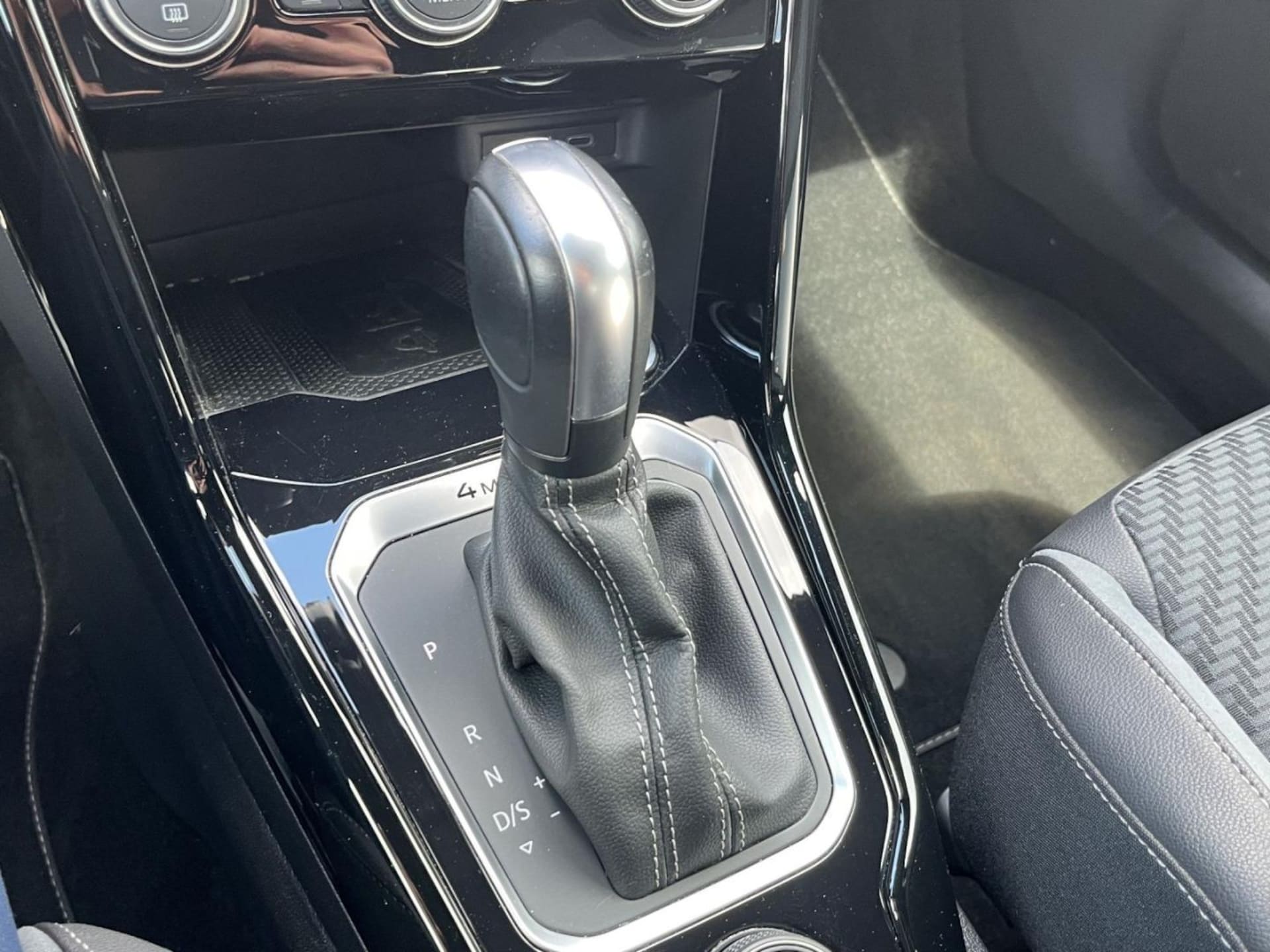 Volkswagen T-Roc R