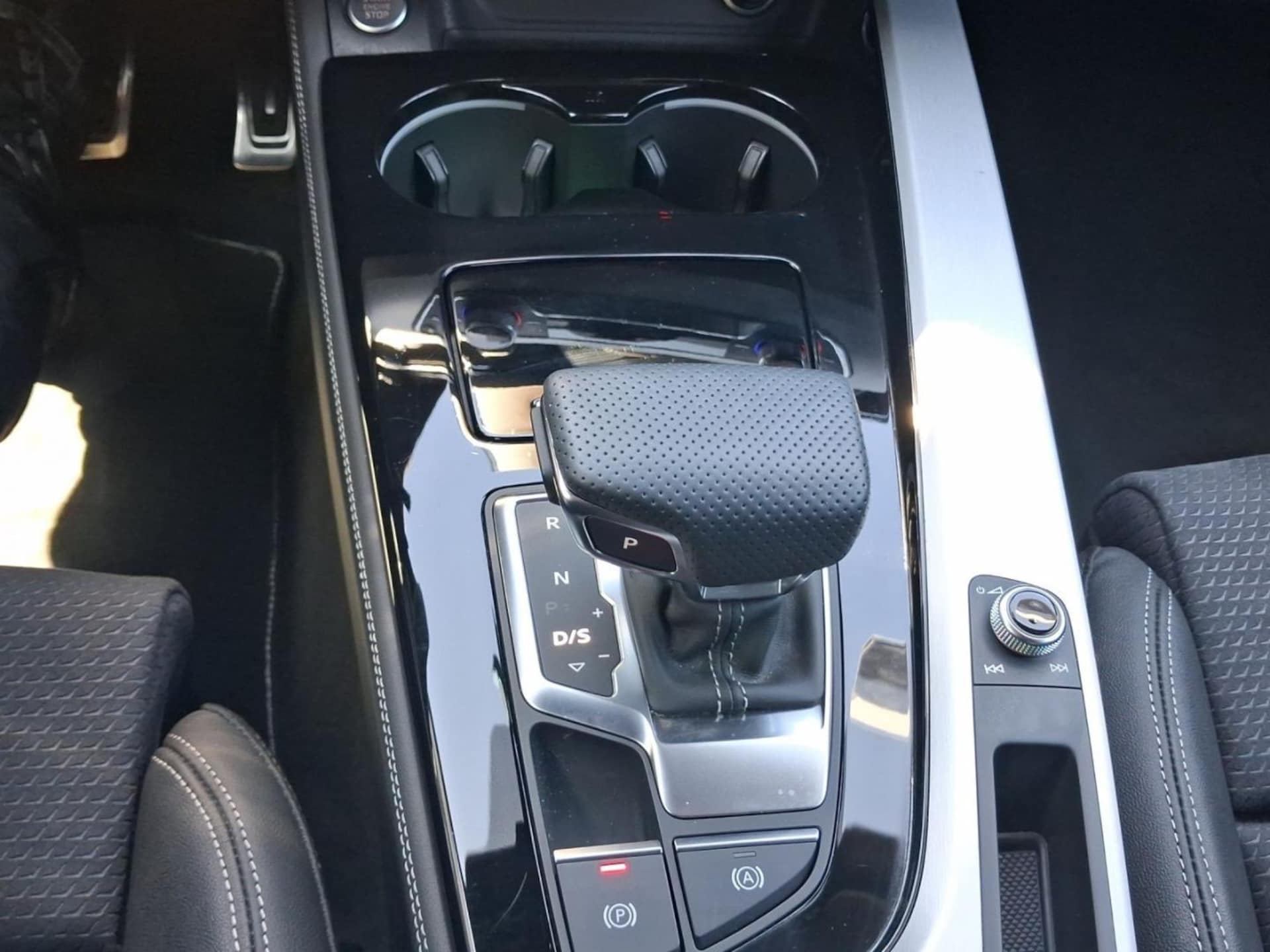Audi A4 Avant S line