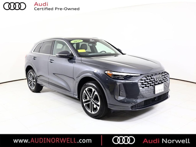 Photo of 2025 Audi Q5