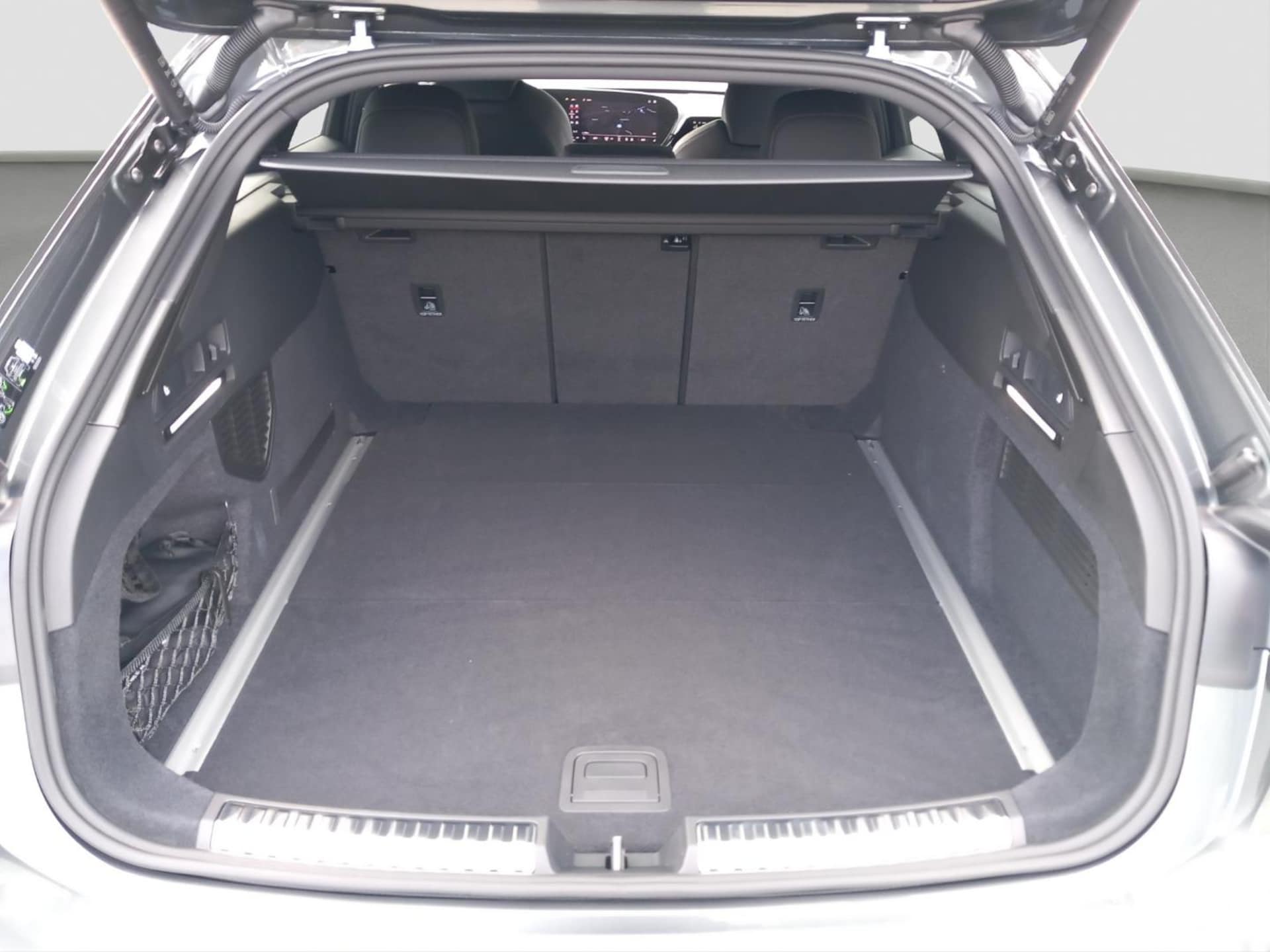 Audi A6 Avant edition one