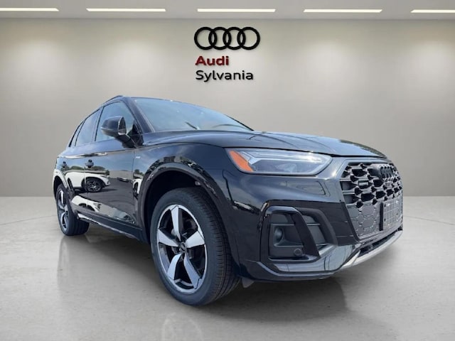 Photo of 2023 Audi Q5