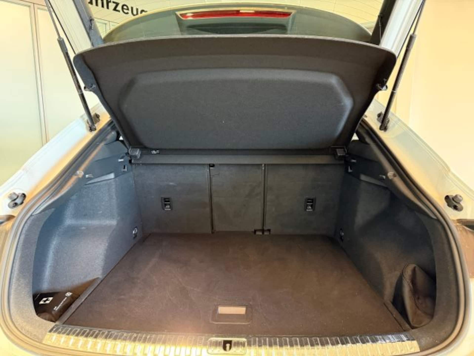 Audi Q3 Sportback S line