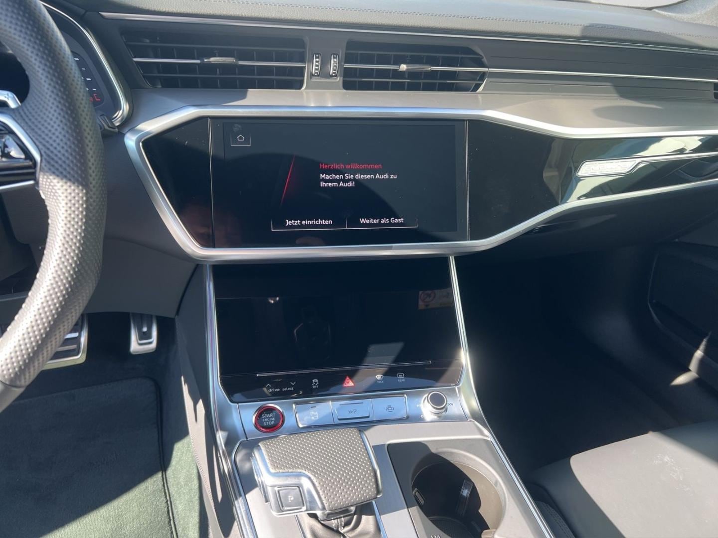 Bild über Audi RS 6 Avant TFSI quattro tiptronic - für weitere Informationen kontaktieren Sie den Audi Partner