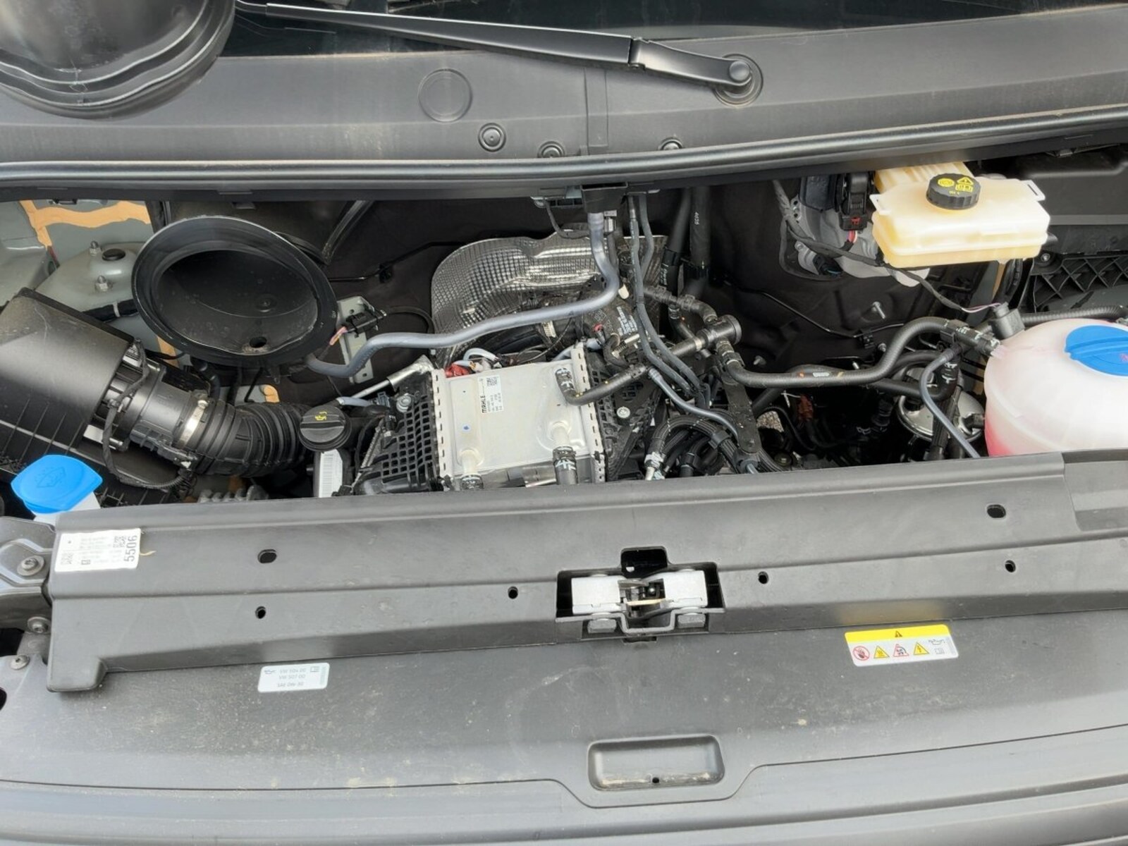 Volkswagen Crafter Kasten mittlerer Radstand – Bild 13