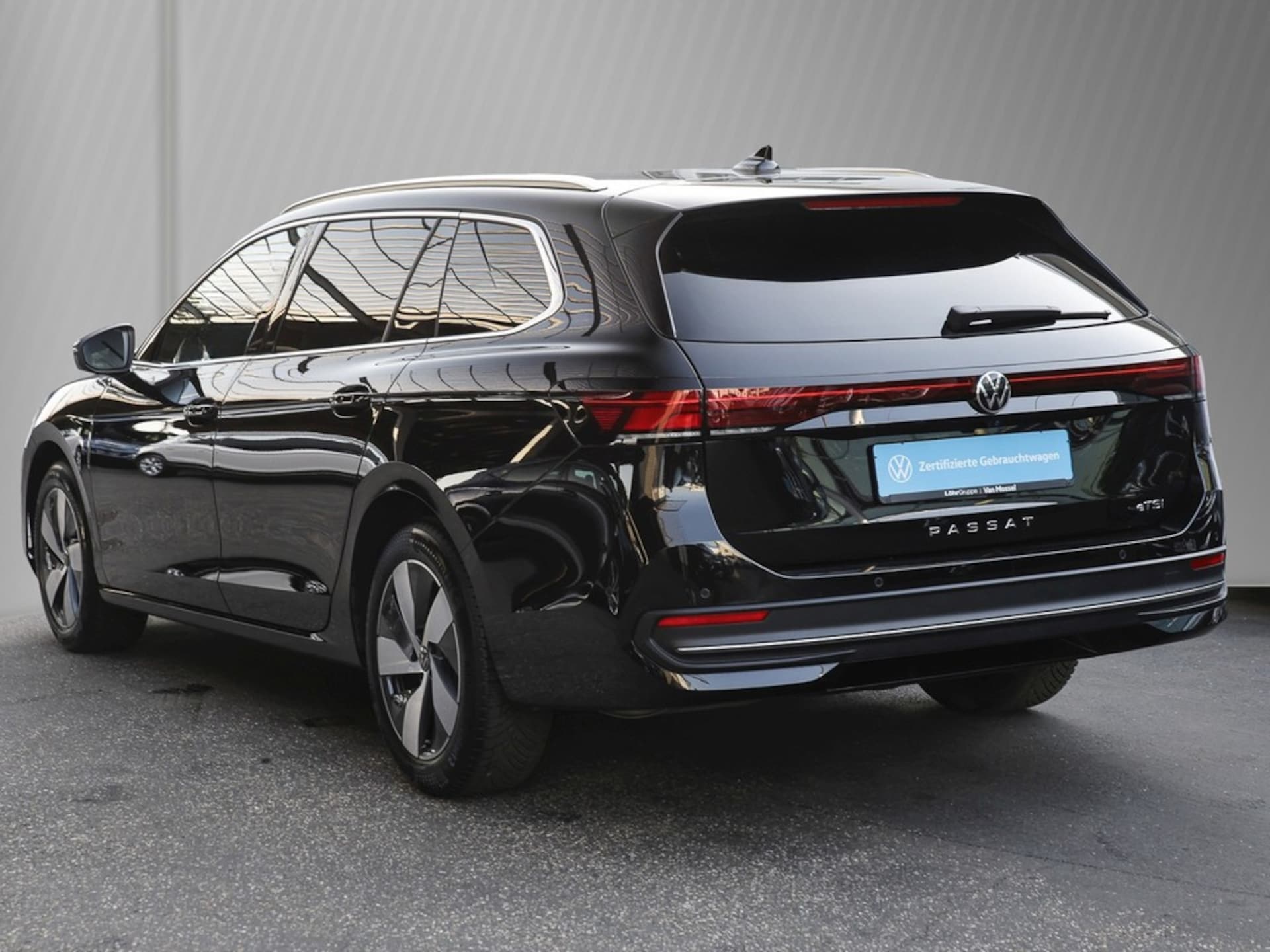Volkswagen Passat Business