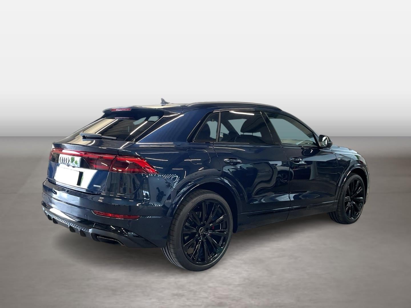 Bild über Audi Q8 SUV TFSI e S line business TFSI e quattro 290 kW tiptronic - für weitere Informationen kontaktieren Sie den Audi Partner