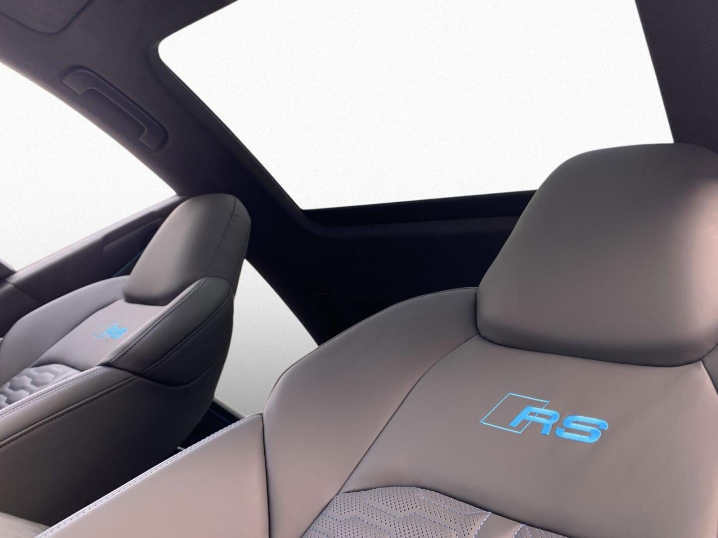 Bild über Audi RS 7 Sportback quattro tiptronic - für weitere Informationen kontaktieren Sie den Audi Partner