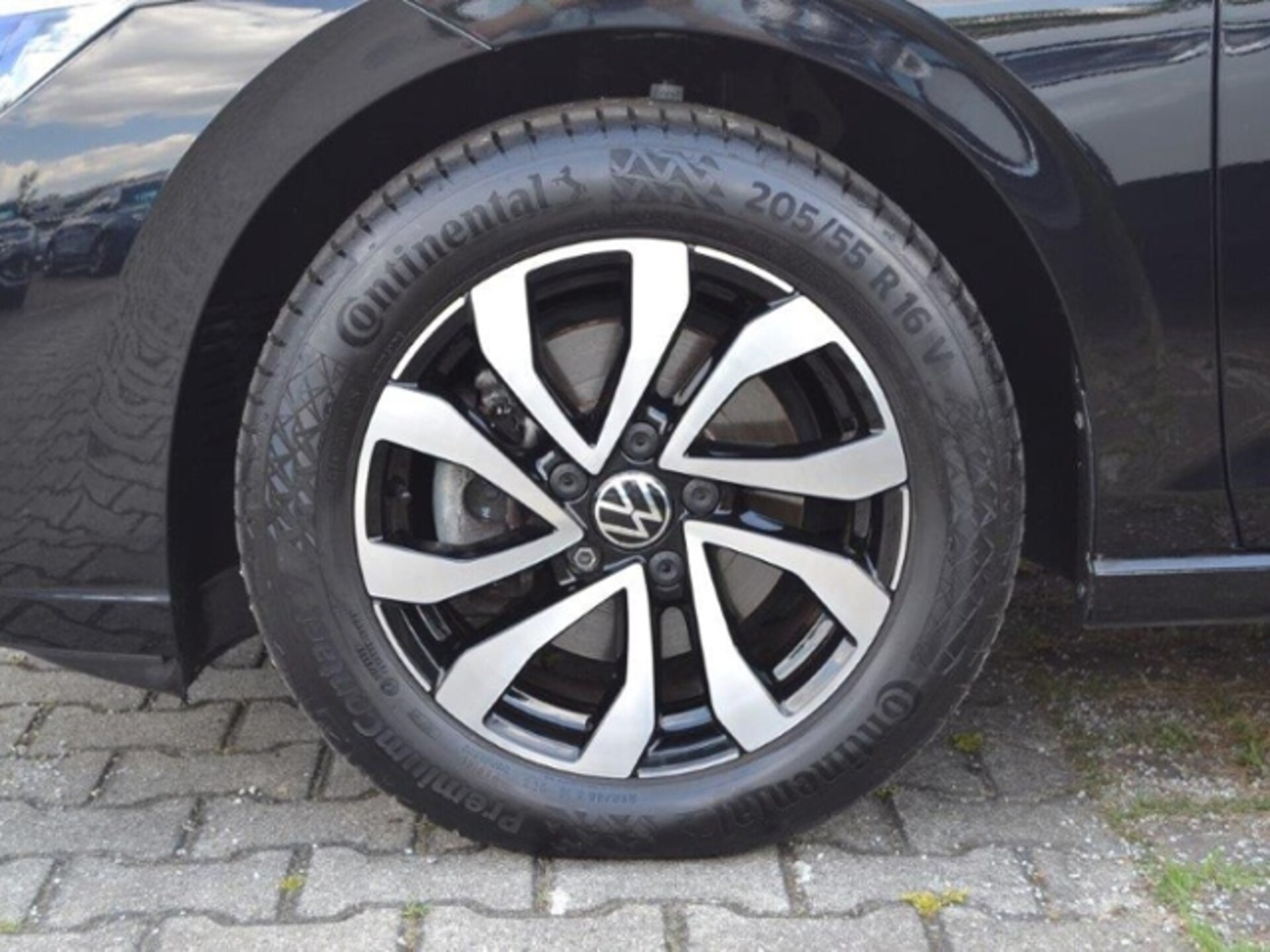 Volkswagen Golf Life