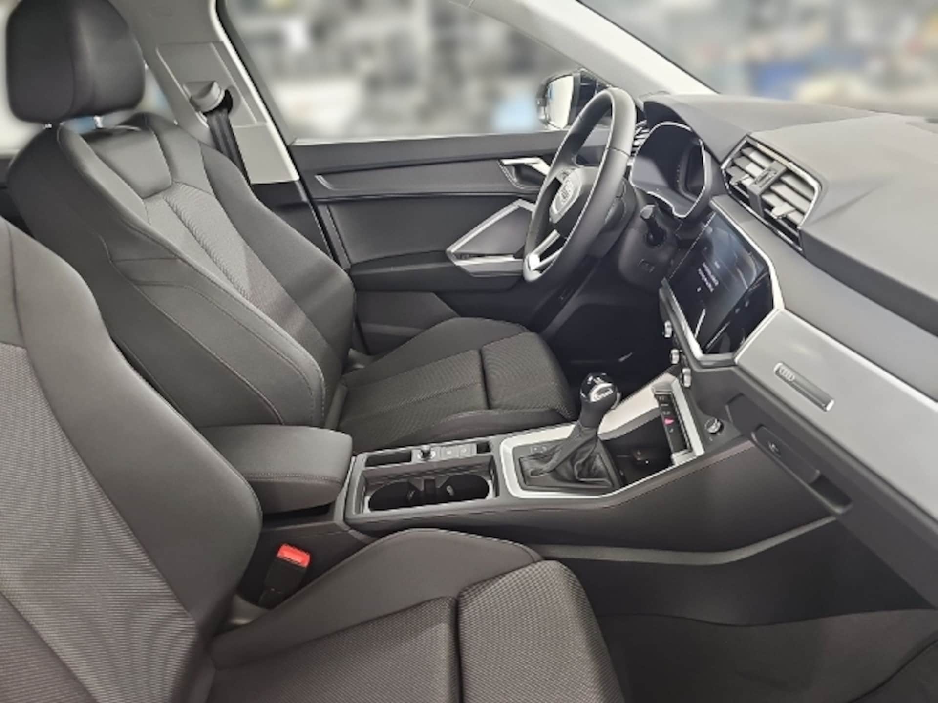Audi Q3 Sportback S line