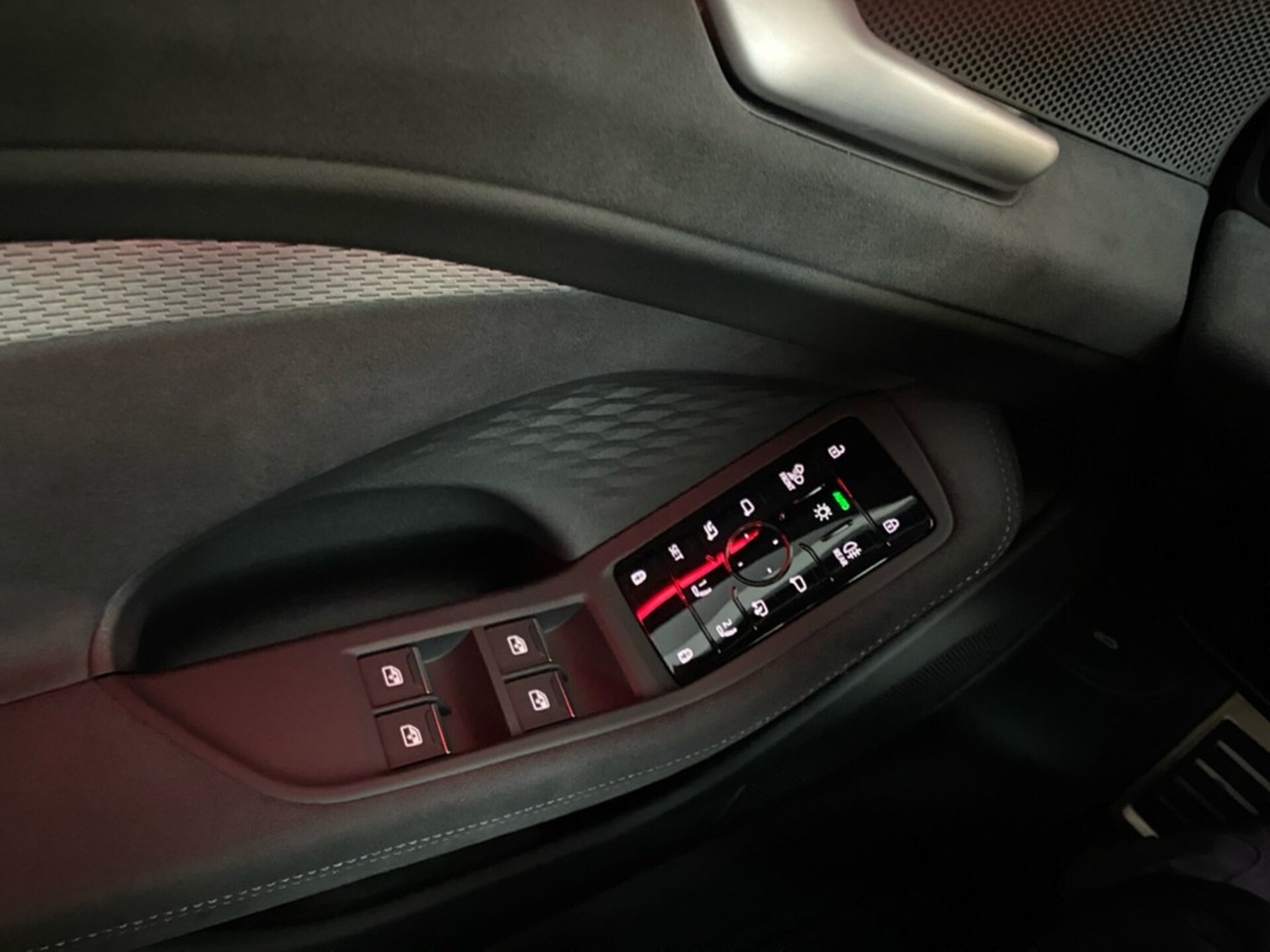 Audi A6 Avant e-hybrid
