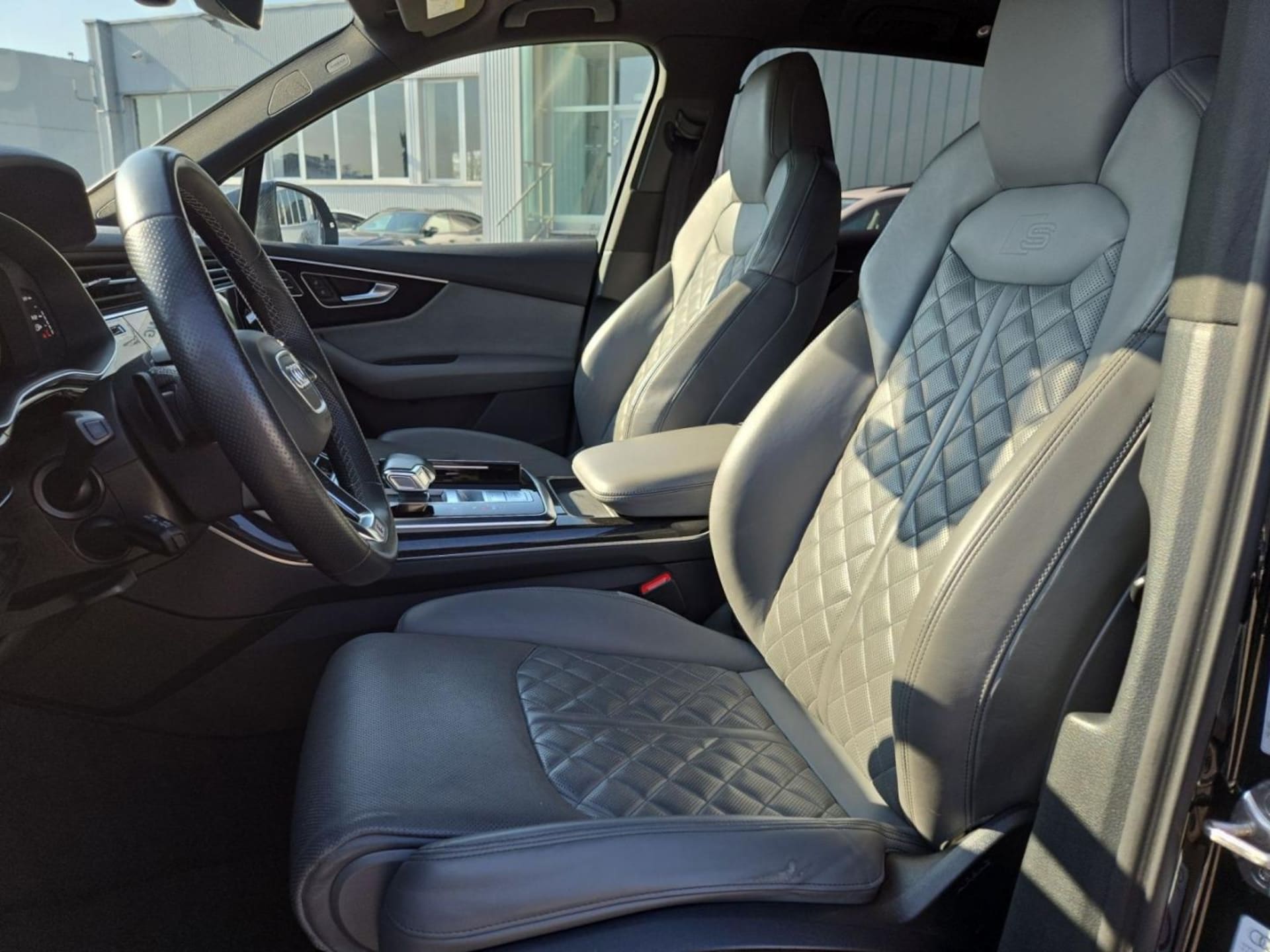 Audi Q7 SUV TFSI e S line