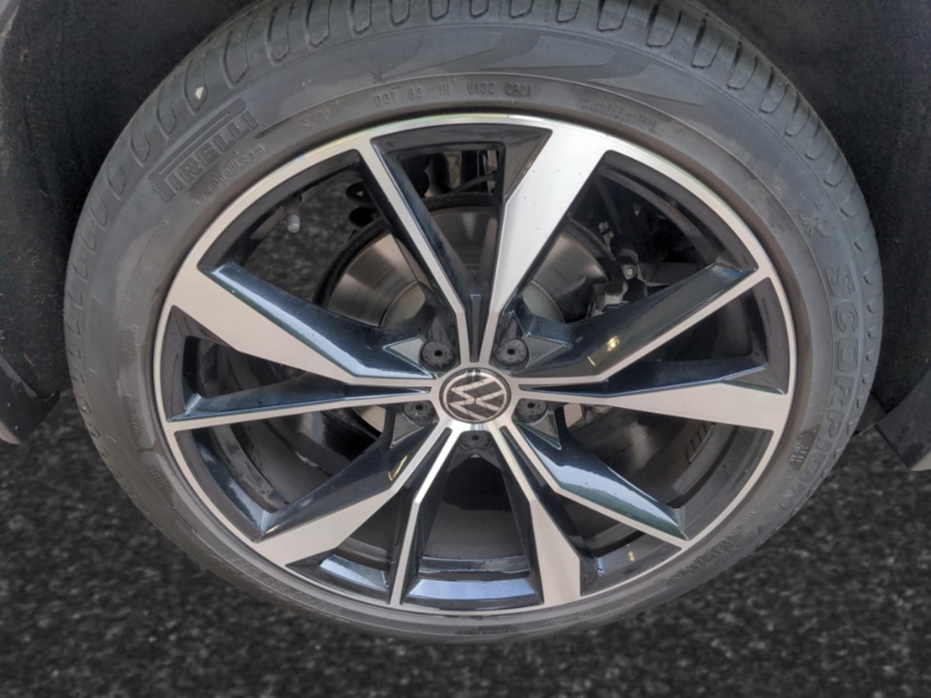 Volkswagen Tiguan R-Line