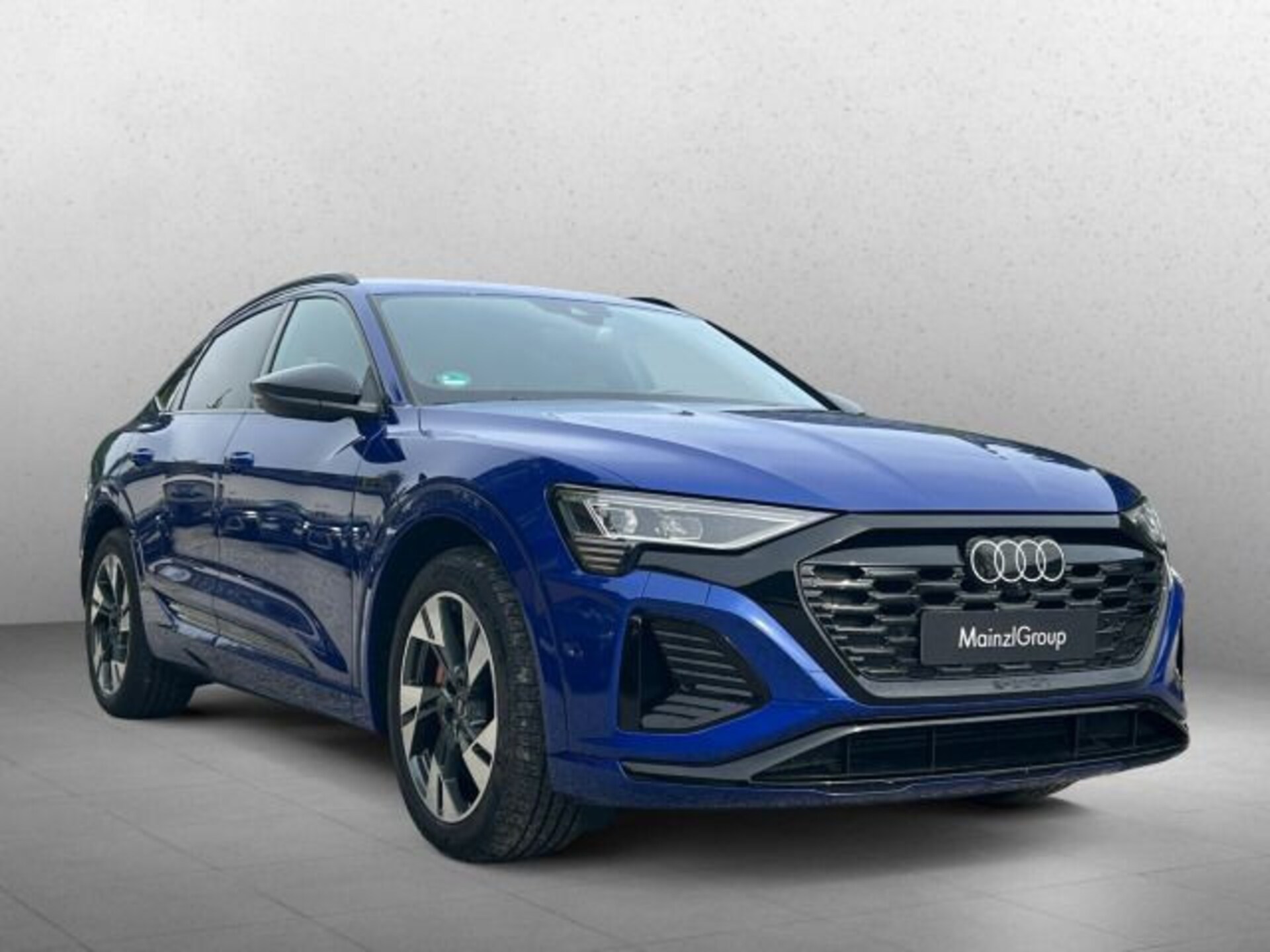 Audi Q8 Sportback e-tron S line