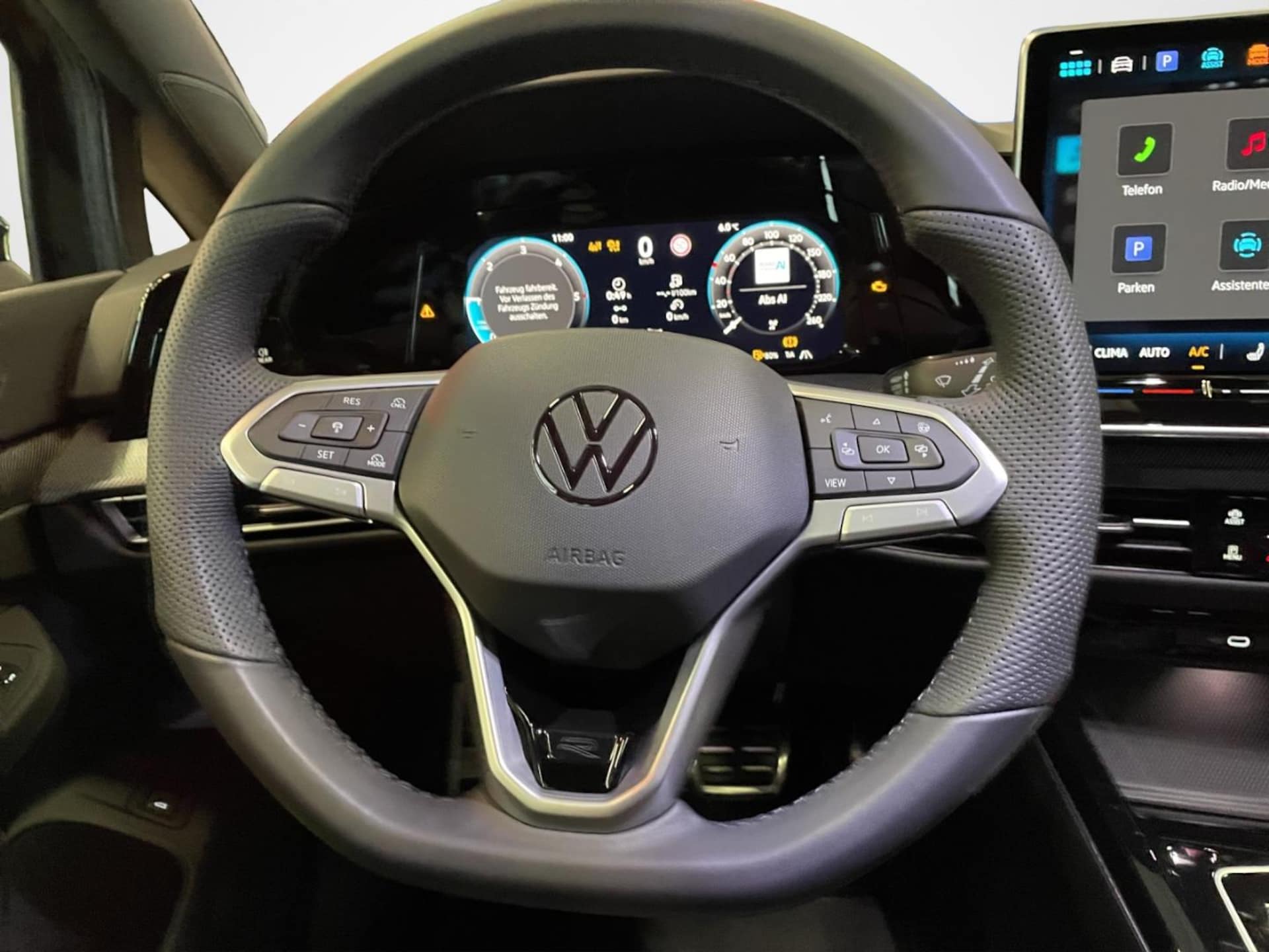Volkswagen Golf Variant R-Line