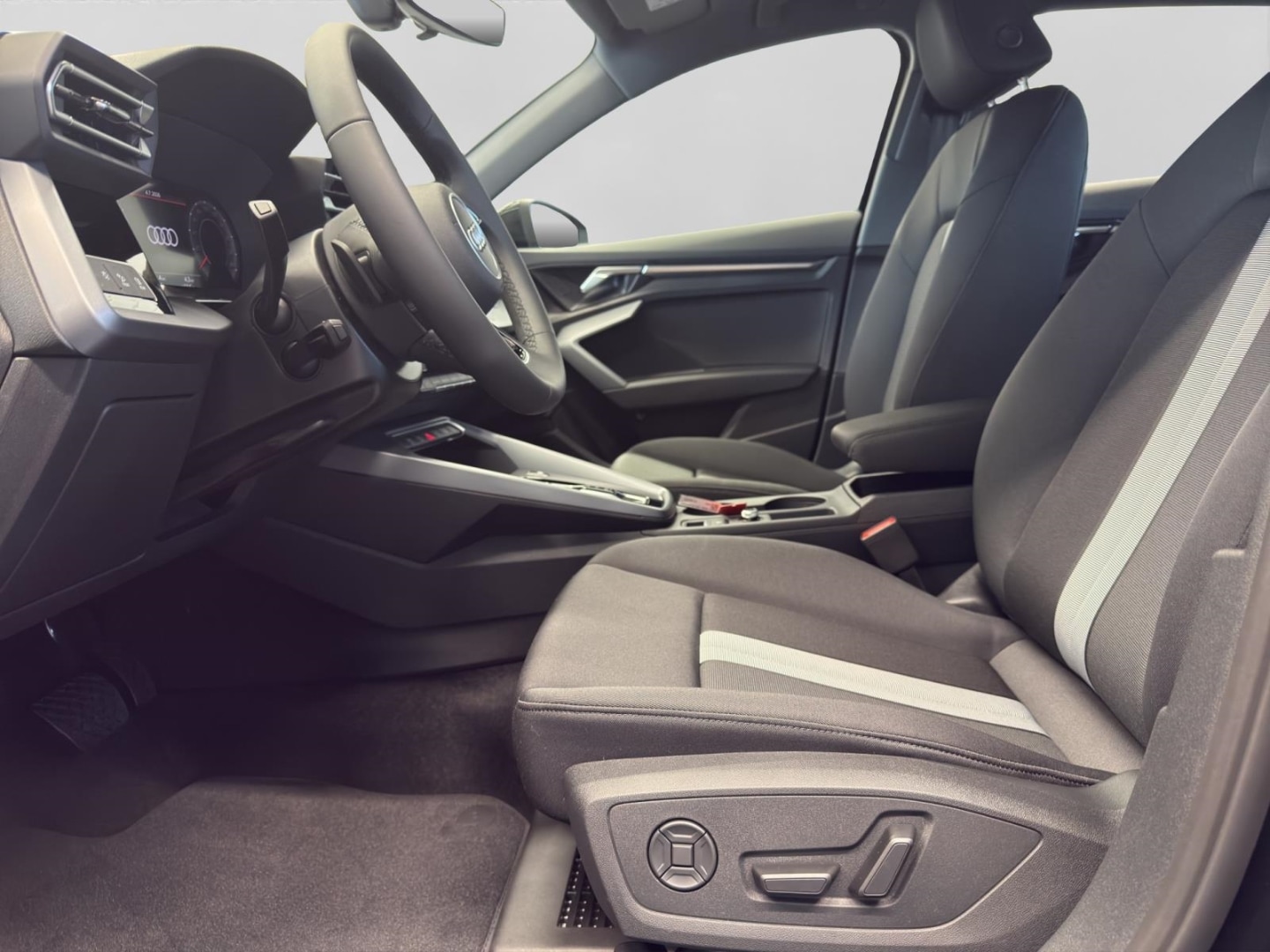 Bild über Audi A3 Sportback TFSI 85 kW S tronic - für weitere Informationen kontaktieren Sie den Audi Partner