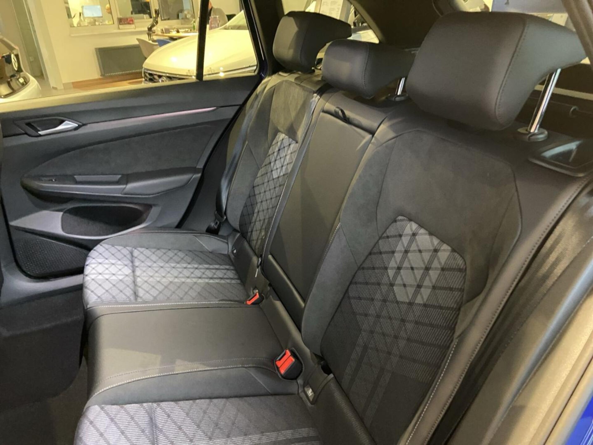 Volkswagen Golf Variant R-Line