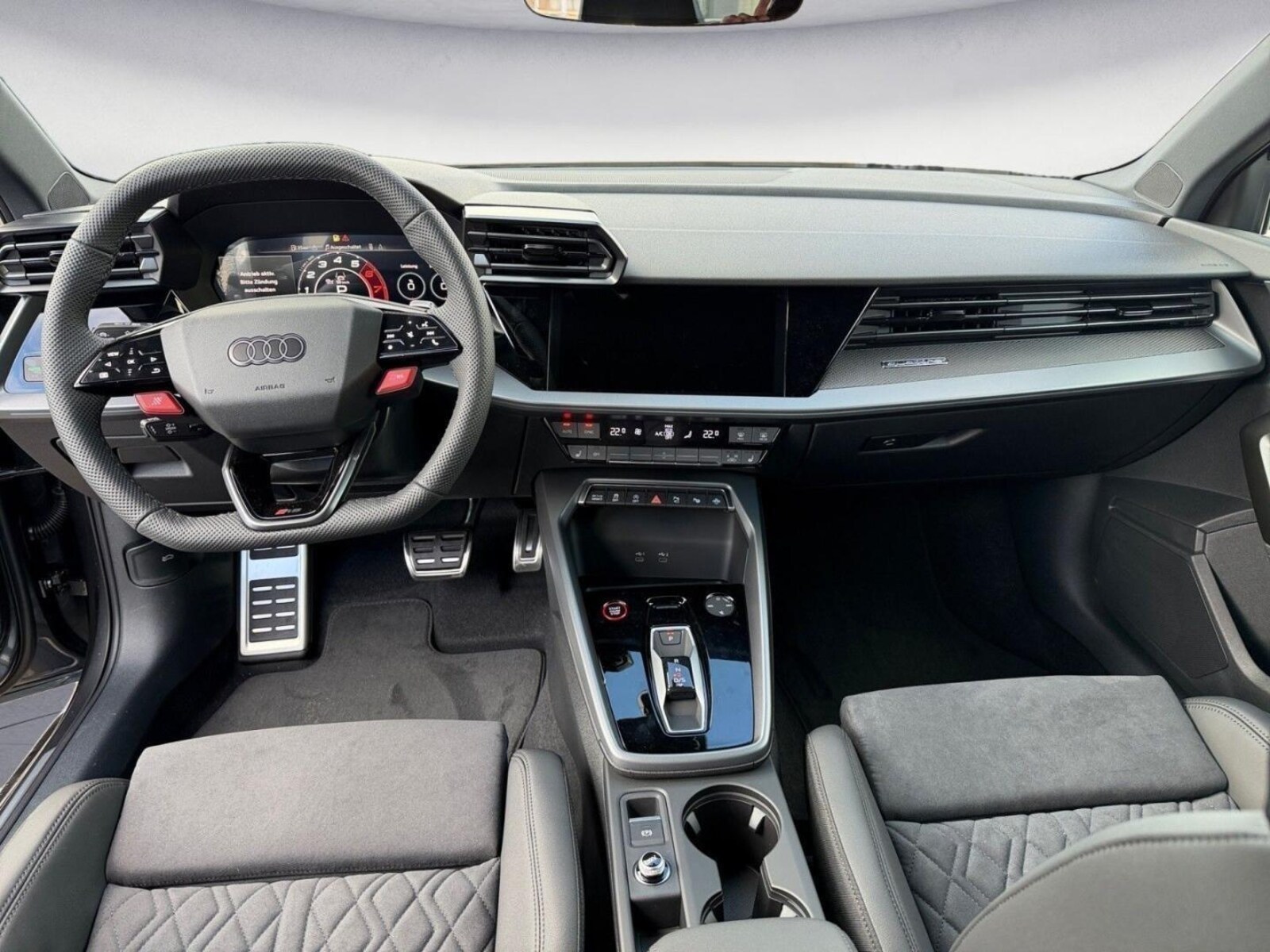 Audi RS 3 Limousine – Bild 8