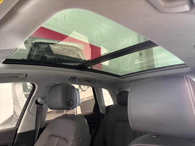 2023 AUDI Q5 - Image 11