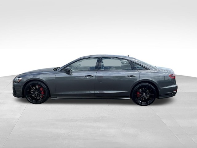 2023 Audi S8
