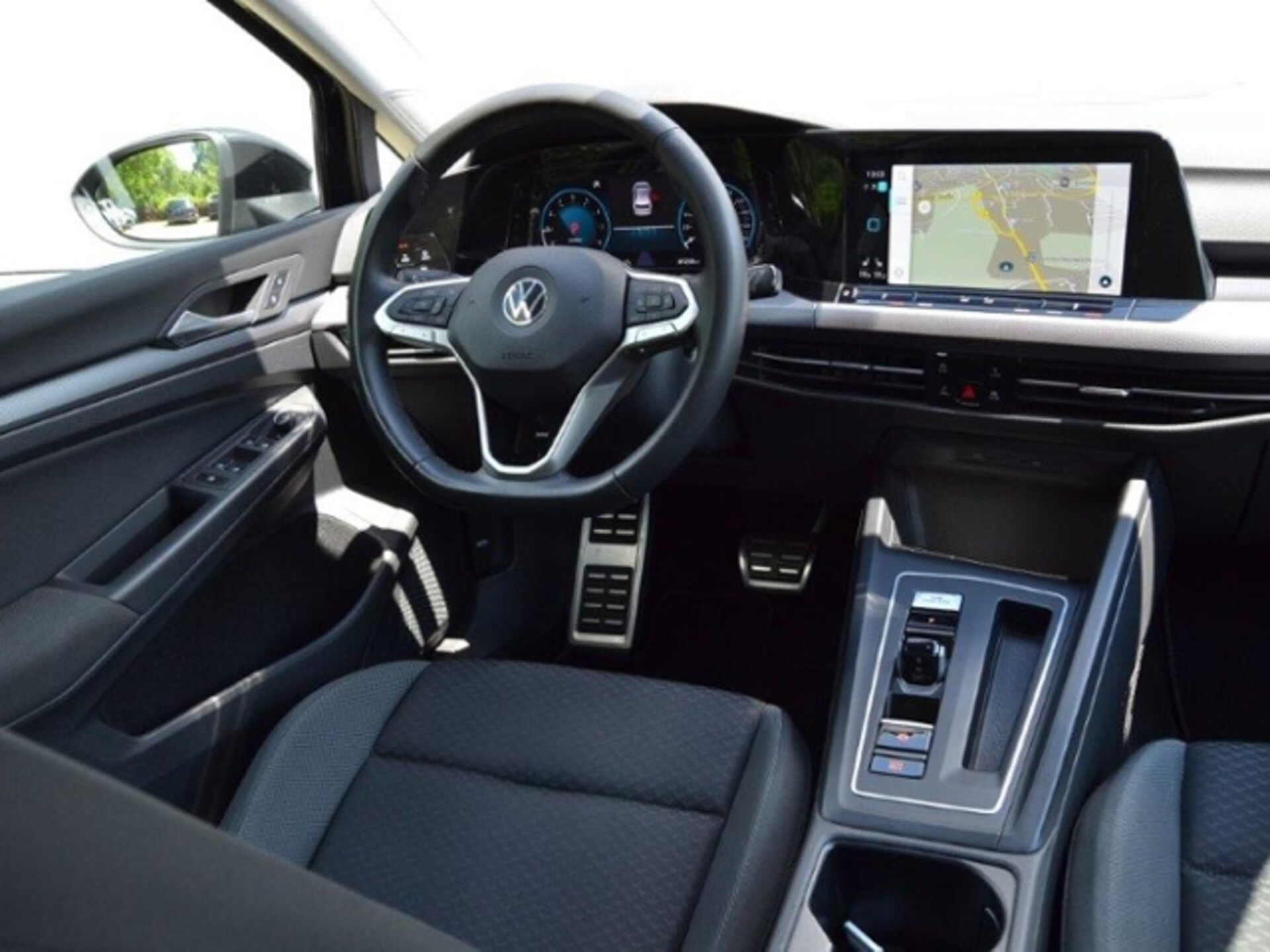 Volkswagen Golf Life