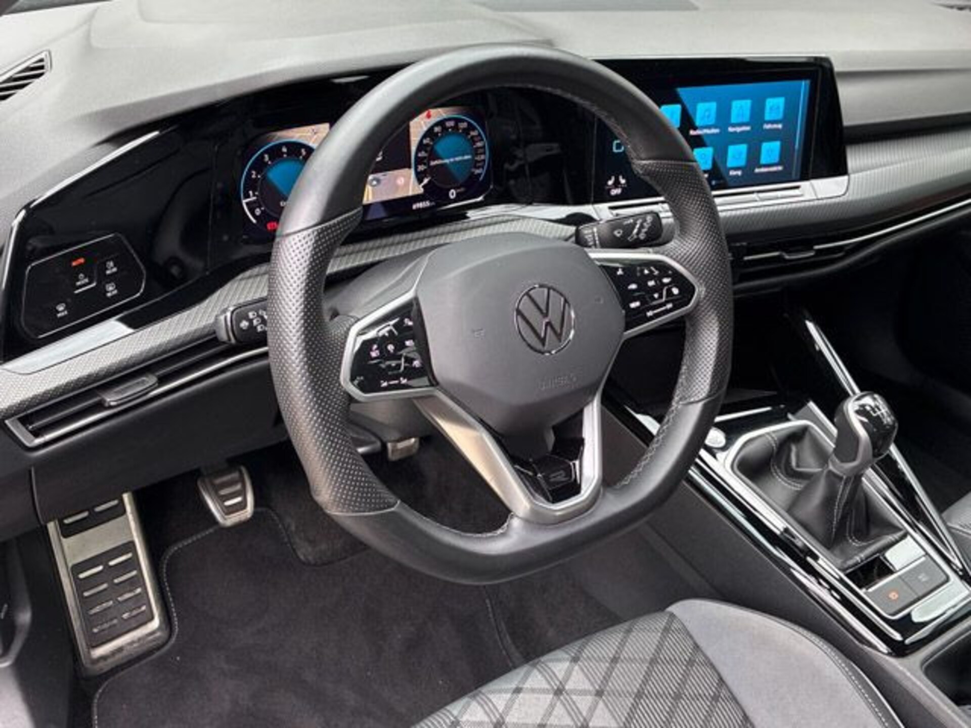 Volkswagen Golf Variant R-Line
