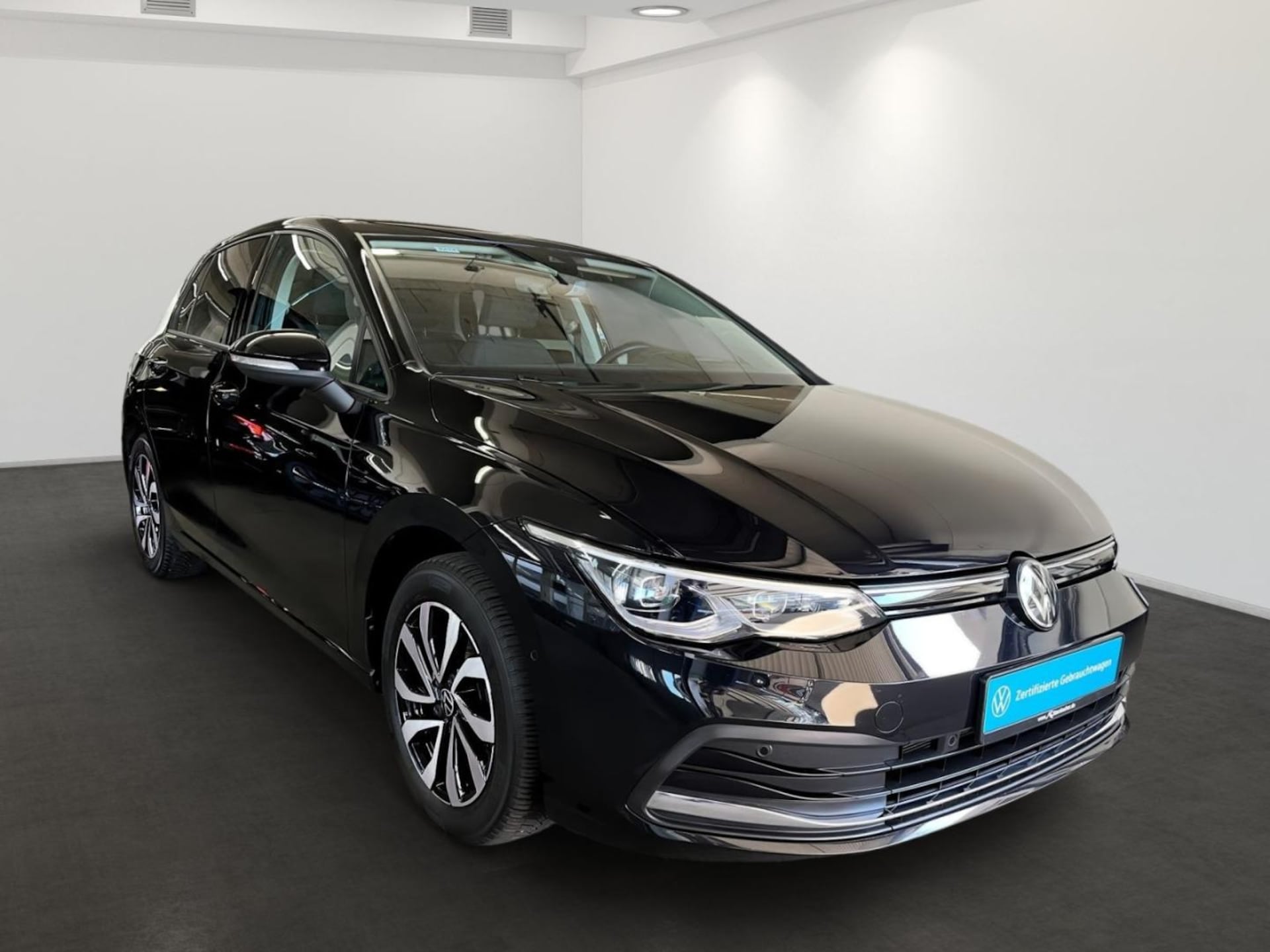Volkswagen Golf Active