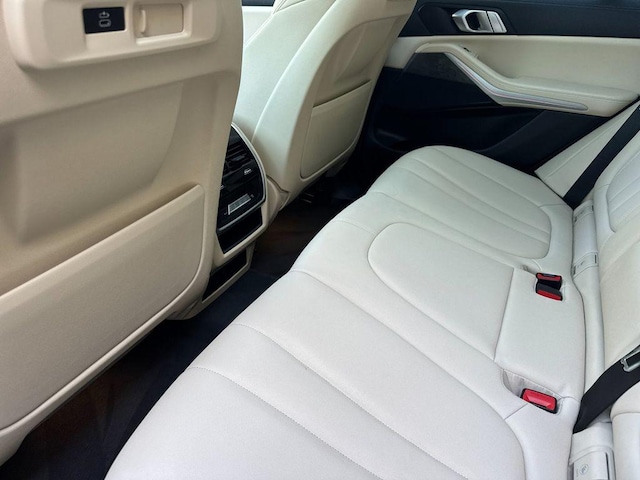 2022 BMW X5 40i - Photo 17
