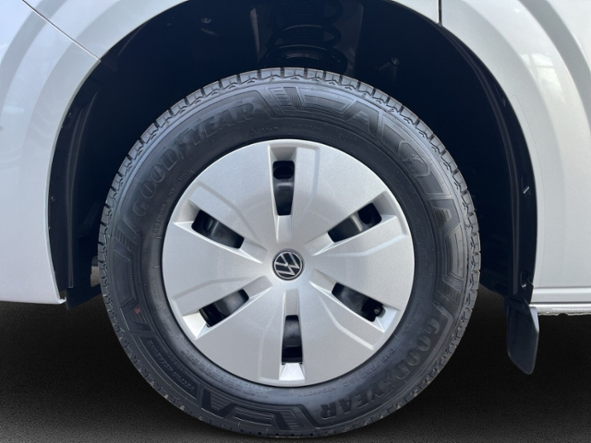 Volkswagen Transporter Kombi kurzer Radstand