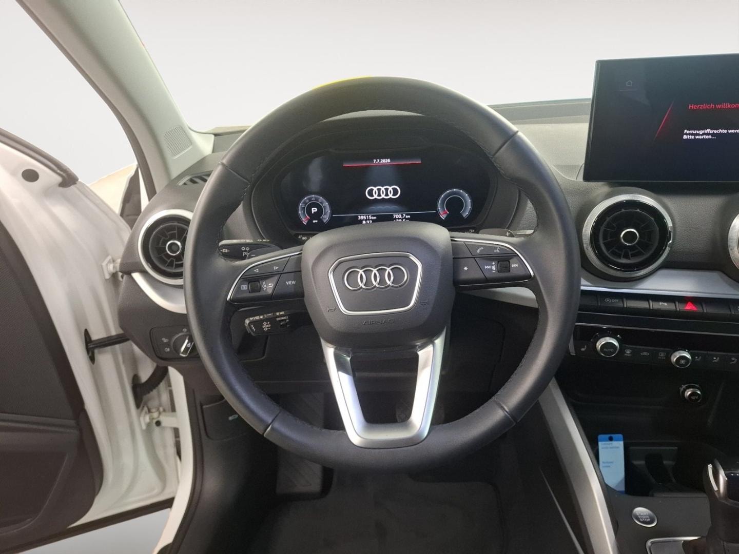 Bild über Audi Q2 S line 35 TFSI S tronic - für weitere Informationen kontaktieren Sie den Audi Partner