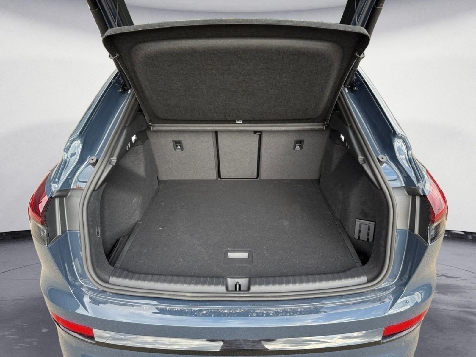 Audi Q4 Sportback e-tron – Bild 15