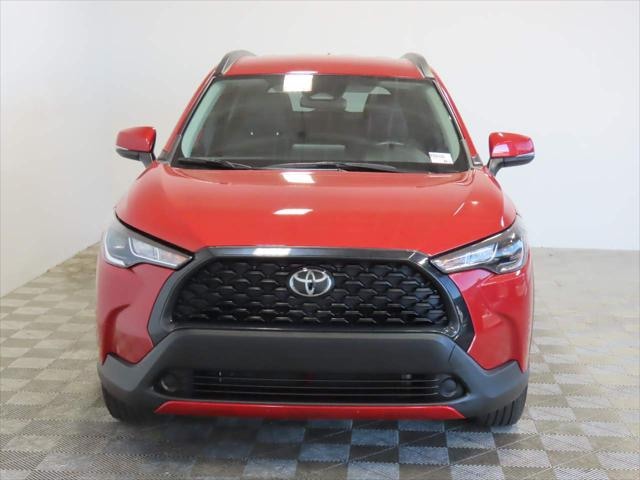 Used 2024 Toyota Corolla Cross LE with VIN 7MUCAAAG2RV094717 for sale in Northfield, Minnesota