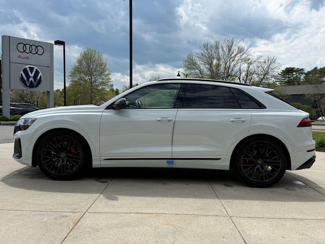 2026 Audi SQ8 Prestige - Photo 6