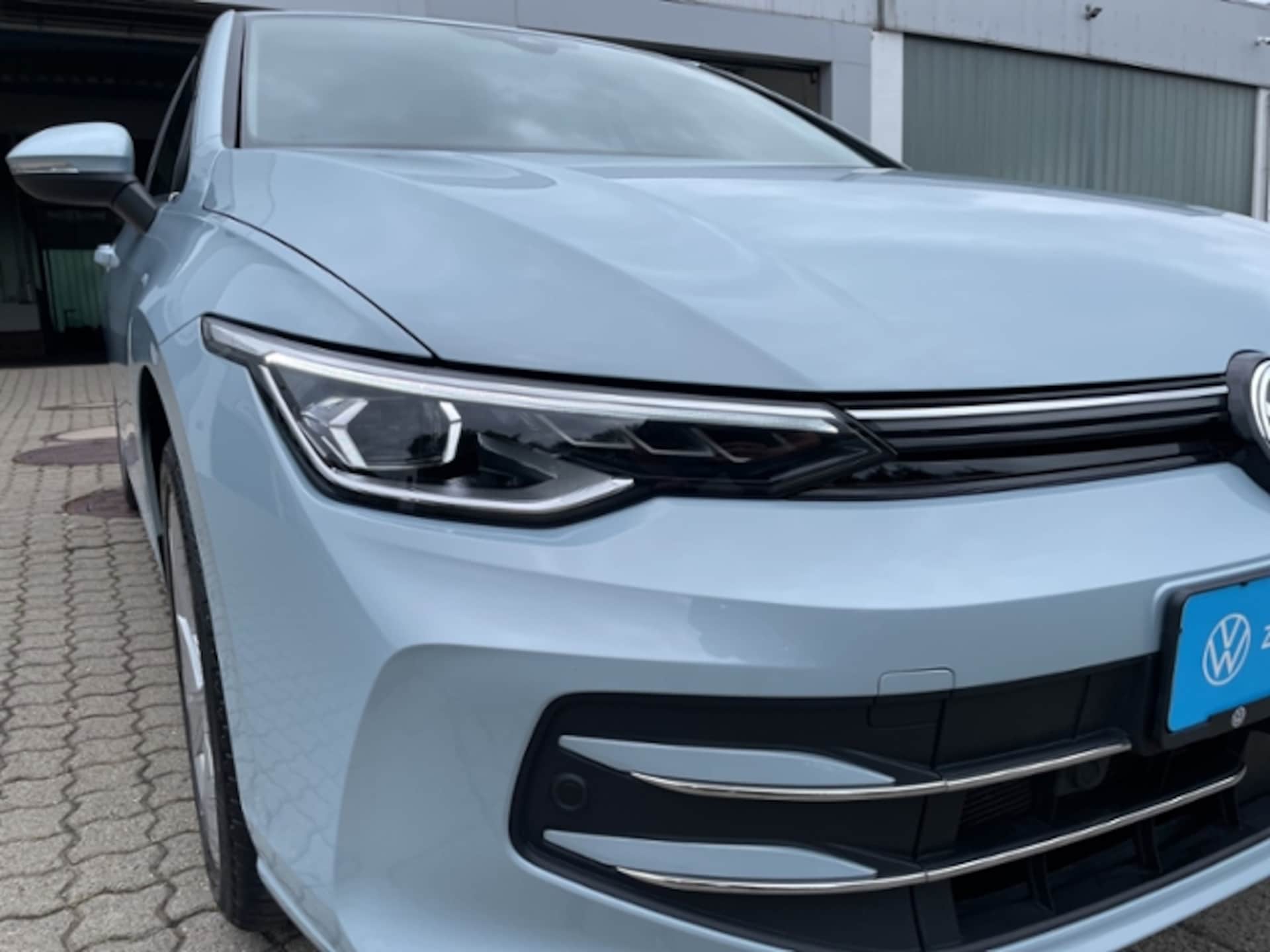 Volkswagen Golf Style
