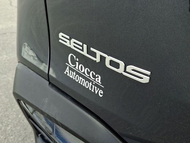 2024 Kia Seltos EX - Photo 32