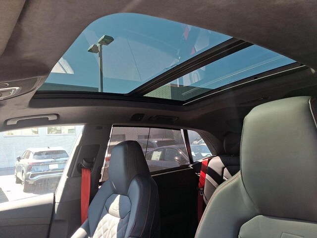 2026 Audi SQ8 Prestige - Photo 10