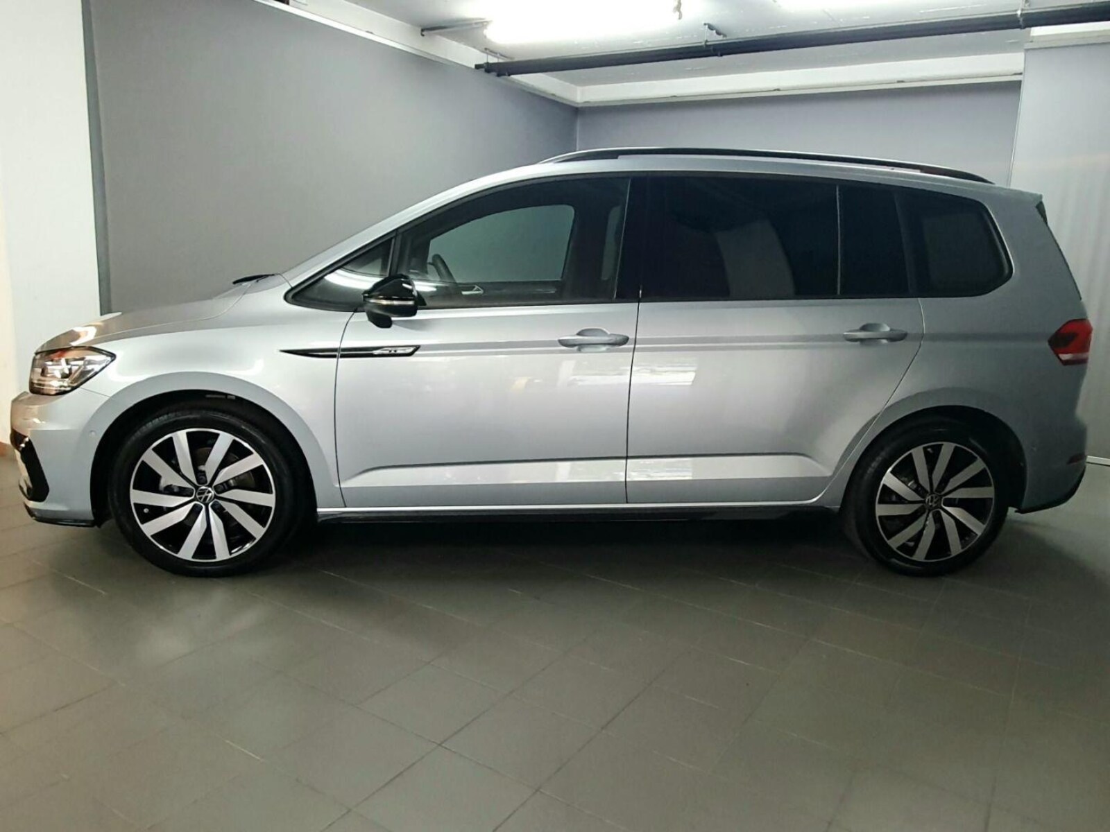 Volkswagen Touran – Bild 2