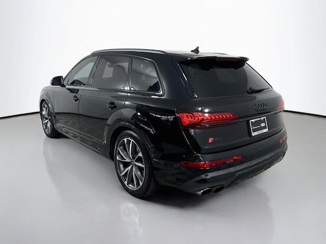 2023 Audi SQ7