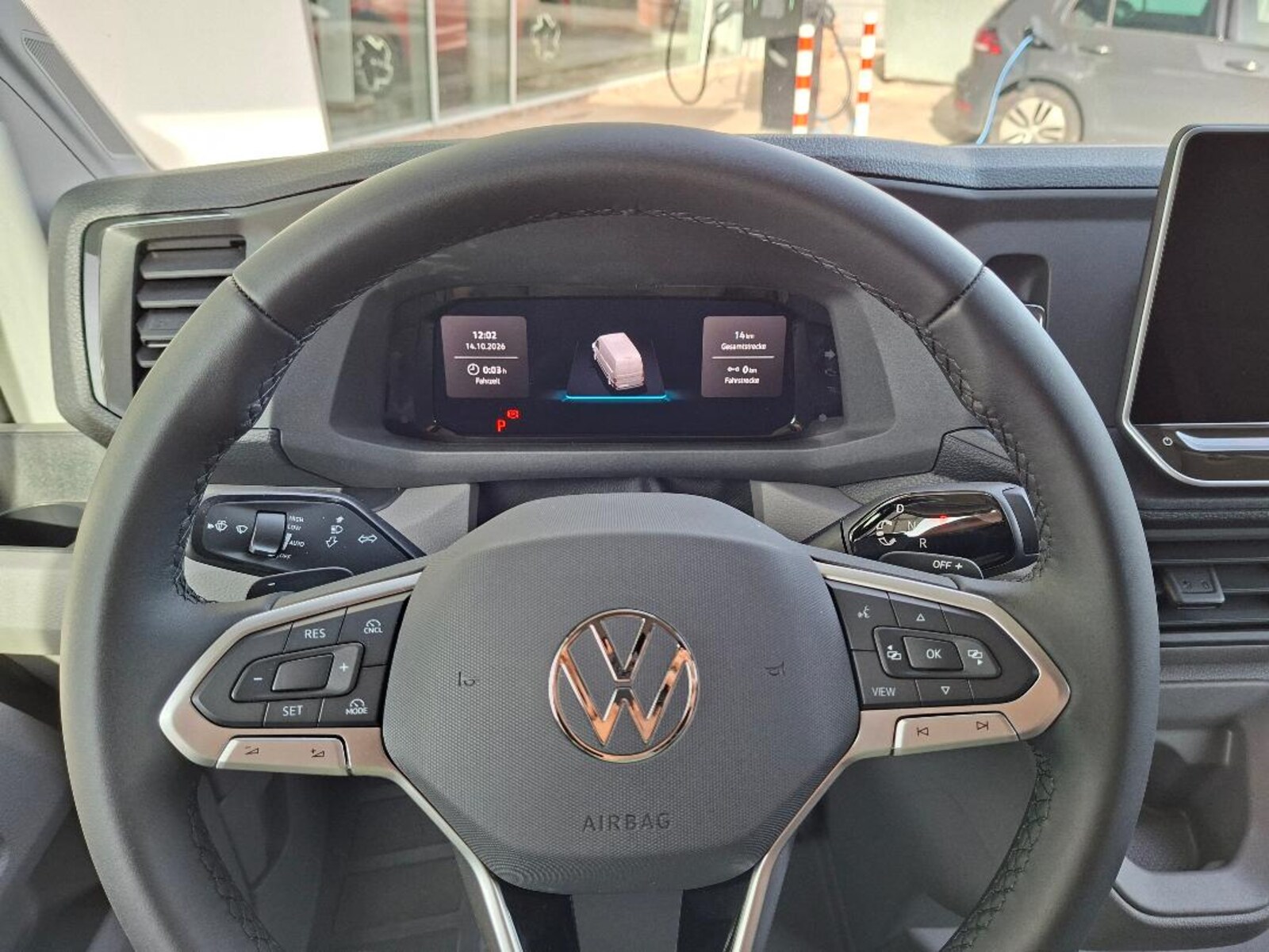 Volkswagen Crafter Kasten mittlerer Radstand – Bild 16