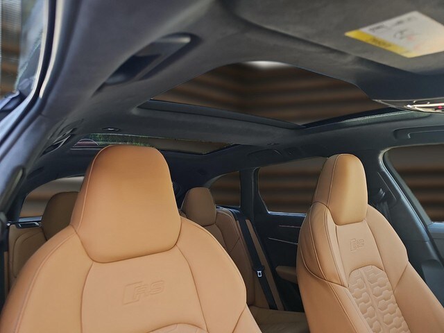 Image about Audi RS 6 Avant performance quattro tiptronic