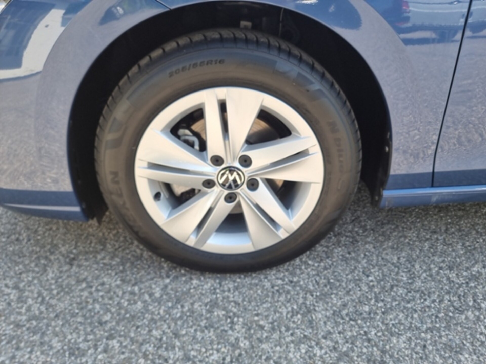 Volkswagen Golf Life