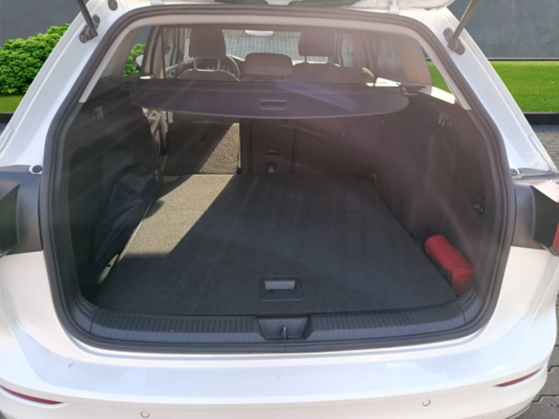 Volkswagen Golf Variant Style