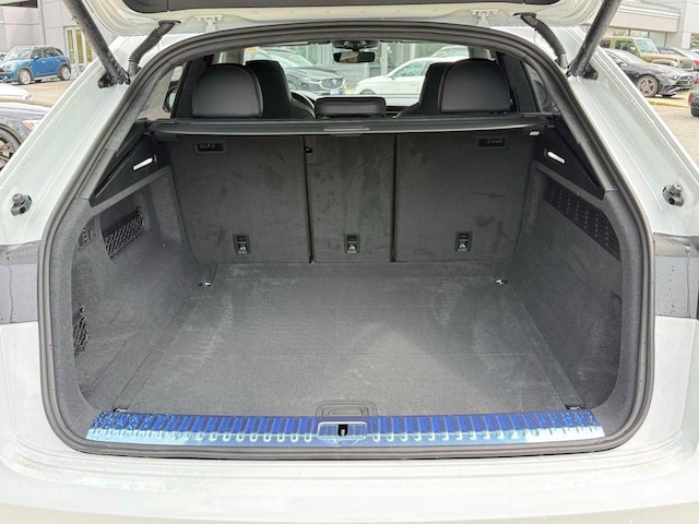 2026 Audi SQ8 Prestige - Photo 17